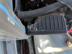 Silverline Batterie Externe 12 V USB Et Booster De Démarrage Pour Automobiles -SILVERLINE Ventes Batterie externe 12 V USB et booster de demarrage pour a 14