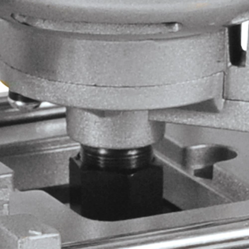 Silverline Défonceuse 2050 W Avec Pinces De Serrage Pour Fraises 1/4", 1/2", 8 Mm, 10 Mm Et 12 Mm 8 Silverline Défonceuse 2050 W Avec Pinces De Serrage Pour Fraises 1/4", 1/2", 8 Mm, 10 Mm Et 12 Mm – Image 6