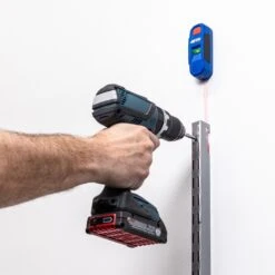 Détecteur Pour Montants En Bois Et En Métal Kreg KMM1000LZ -SILVERLINE Ventes Detecteur pour montants en bois et en metal Kreg KMM1000LZ KMM1000LZ 3