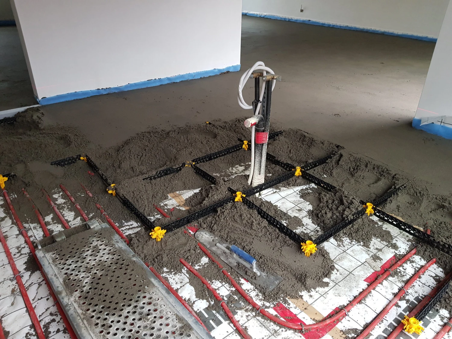 Grille De Nivelage Staenis Pour Chape Et Dalle 20 M² : 160 Barres Et 100 Pieds 6 Grille De Nivelage Staenis Pour Chape Et Dalle 20 M² : 160 Barres Et 100 Pieds – Image 4