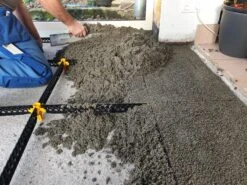 Grille De Nivelage Staenis Pour Chape Et Dalle Béton 5 M² : 40 Barres Et 25 Pieds -SILVERLINE Ventes Grille de nivelage pour chape et dalle 5 m 40 barres et 28