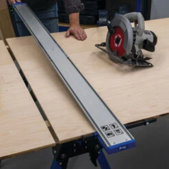 Guide Kreg KMA4500 Pour Scie Circulaire, Défonceuse Et Scie Sauteuse -SILVERLINE Ventes Guide Kreg KMA4500 pour scie circulaire defonceuse et sc 2