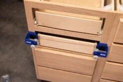 Kit De Montage Pour Façades De Tiroirs Kreg KCS-DFMT-INT -SILVERLINE Ventes Kit de montage pour facades de tiroirs Kreg KCS DFMT PRO KCS DFMT INT 10