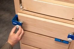 Kit De Montage Pour Façades De Tiroirs Kreg KCS-DFMT-PRO -SILVERLINE Ventes Kit de montage pour facades de tiroirs Kreg KCS DFMT PRO KCS DFMT PRO 9