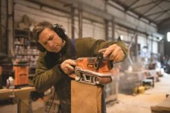 Ponceuse à Bande 76 Mm Triton TA1200BS -SILVERLINE Ventes Ponceuse a bande 1200 W TA1200BS Triton 330125 EAN 50247