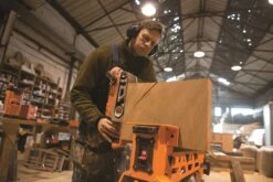 Ponceuse à Bande 76 Mm Triton TA1200BS -SILVERLINE Ventes Ponceuse a bande Triton 330125 EAN 5024763043222