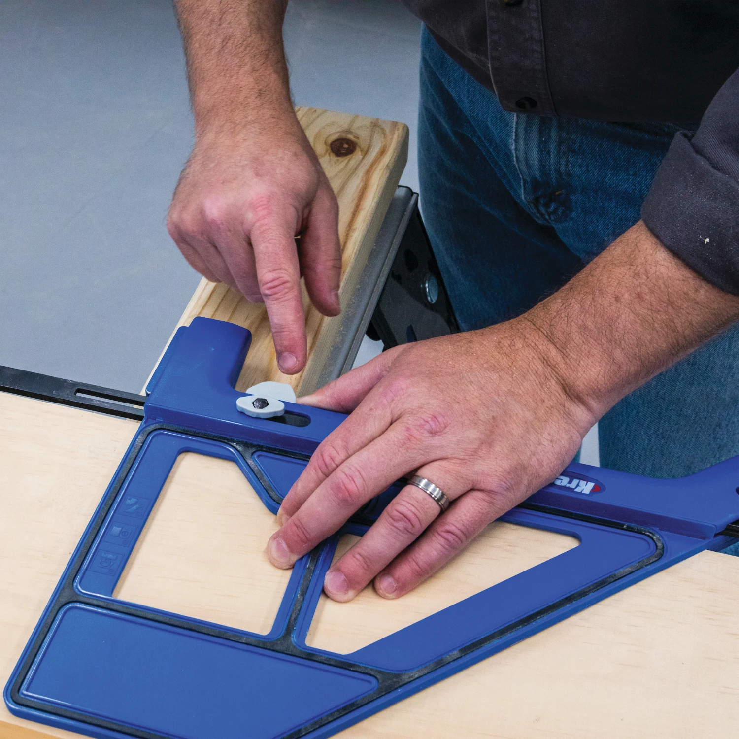 Portable Crosscut Kreg KMA4000 : Guide De Coupe Pour Scie Circulaire 13 Portable Crosscut Kreg KMA4000 : Guide De Coupe Pour Scie Circulaire – Image 11