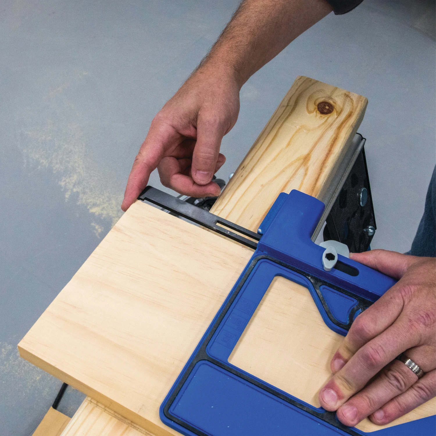 Portable Crosscut Kreg KMA4000 : Guide De Coupe Pour Scie Circulaire 10 Portable Crosscut Kreg KMA4000 : Guide De Coupe Pour Scie Circulaire – Image 8