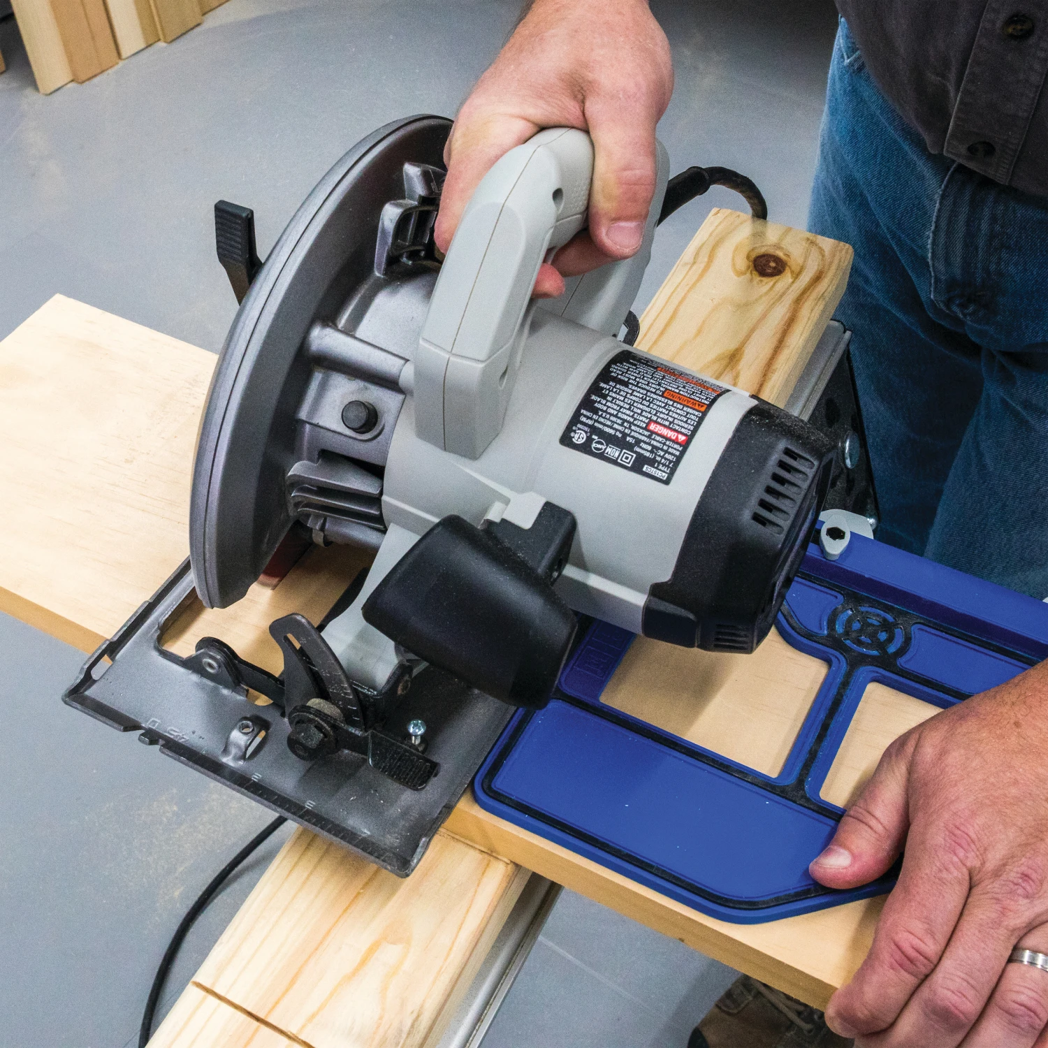 Portable Crosscut Kreg KMA4000 : Guide De Coupe Pour Scie Circulaire 11 Portable Crosscut Kreg KMA4000 : Guide De Coupe Pour Scie Circulaire – Image 9