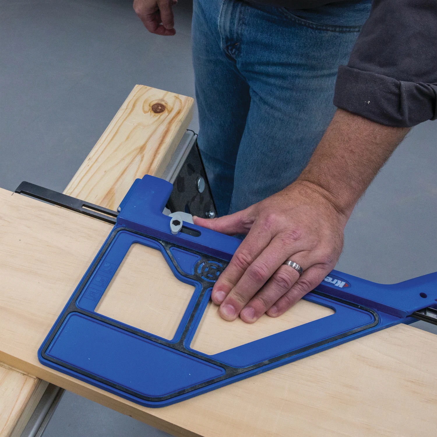 Portable Crosscut Kreg KMA4000 : Guide De Coupe Pour Scie Circulaire 12 Portable Crosscut Kreg KMA4000 : Guide De Coupe Pour Scie Circulaire – Image 10