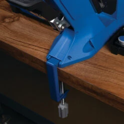 Presse Pour Montage Sur Table Pour Gabarits Kreg 520 Et 720 -SILVERLINE Ventes Presse pour montage sur table pour gabarits Kreg 520 et 1