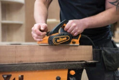 Rabot électrique Compact 60 Mm Triton TMNPL 450 W -SILVERLINE Ventes Rabot electrique compact 60 mm Triton TMNPL 450 W 516283 6