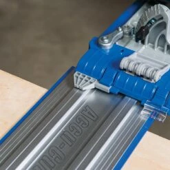 Rail Guide De Scie Circulaire Universel Kreg Accu-Cut KMA2700 -SILVERLINE Ventes Rail guide de scie circulaire universel Kreg Accu Cut KM 1