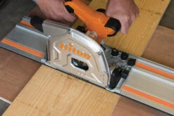 Scie Plongeante Triton Avec Rails De Guidage 1400 W, 185 Mm TTS185KIT -SILVERLINE Ventes Scie plongeante triton avec rails de guidage 1400 W 185 3