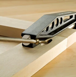 Serre-joint Pour Pré-trous D'assemblage Par Vissage Compatible Kreg Et Triton -SILVERLINE Ventes Serre joint pour pre trous d assemblage par vissage comp 1 1