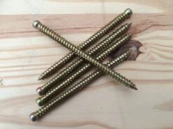 Vis à Béton Tête Cylindrique 7,5 X 152 Mm, 100 Pièces 7 Vis à Béton Tête Cylindrique 7,5 X 152 Mm, 100 Pièces -SILVERLINE Ventes Vissage direct dans le beton sans cheville vis beton