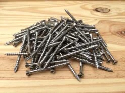 Vis Terrasse Inox 4 X 50 Mm, 200 Pièces -SILVERLINE Ventes Visserie inox pour installation de terrasses 1